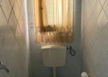 Bagno - Locale Commerciale Via Aldo Moro
2, Santa Venerina - foto 12