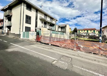 Edificio all\'aperto - Trilocale Via Etnea
 
49, Pedara - foto 9