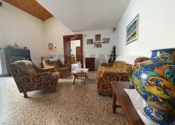 Soggiorno - Trilocale via Rizzari
 
10, Caltagirone - foto 1