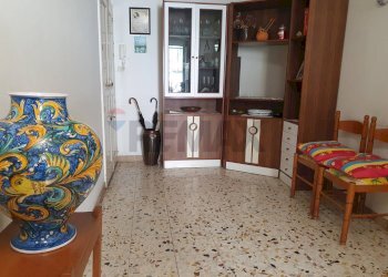 Sala da pranzo - Trilocale via Rizzari
 
10, Caltagirone - foto 4