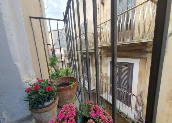 Balcone - Trilocale via Rizzari
 
10, Caltagirone - foto 10