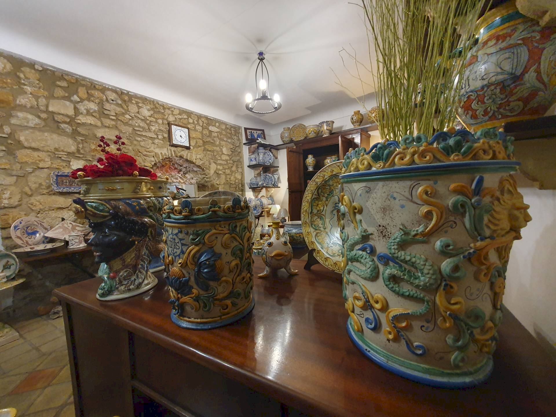 Dettagli - Negozio via San Bonaventura
 
19-21-23, Caltagirone - foto 3