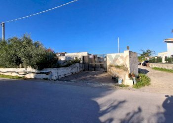 Edificio all\'aperto - Villa Traversa Muragliamele, Floridia - photo 1