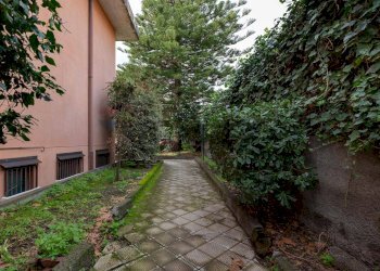 Giardino - Quadrilocale via giuseppe garibaldi
 
33, Viagrande - foto 17