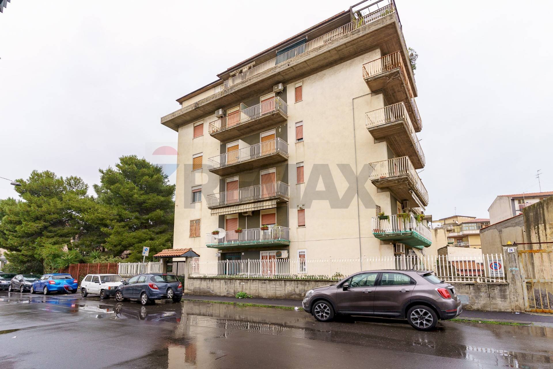 Edificio all\'aperto - Quadrilocale via velletri
 
26, Catania - foto 1