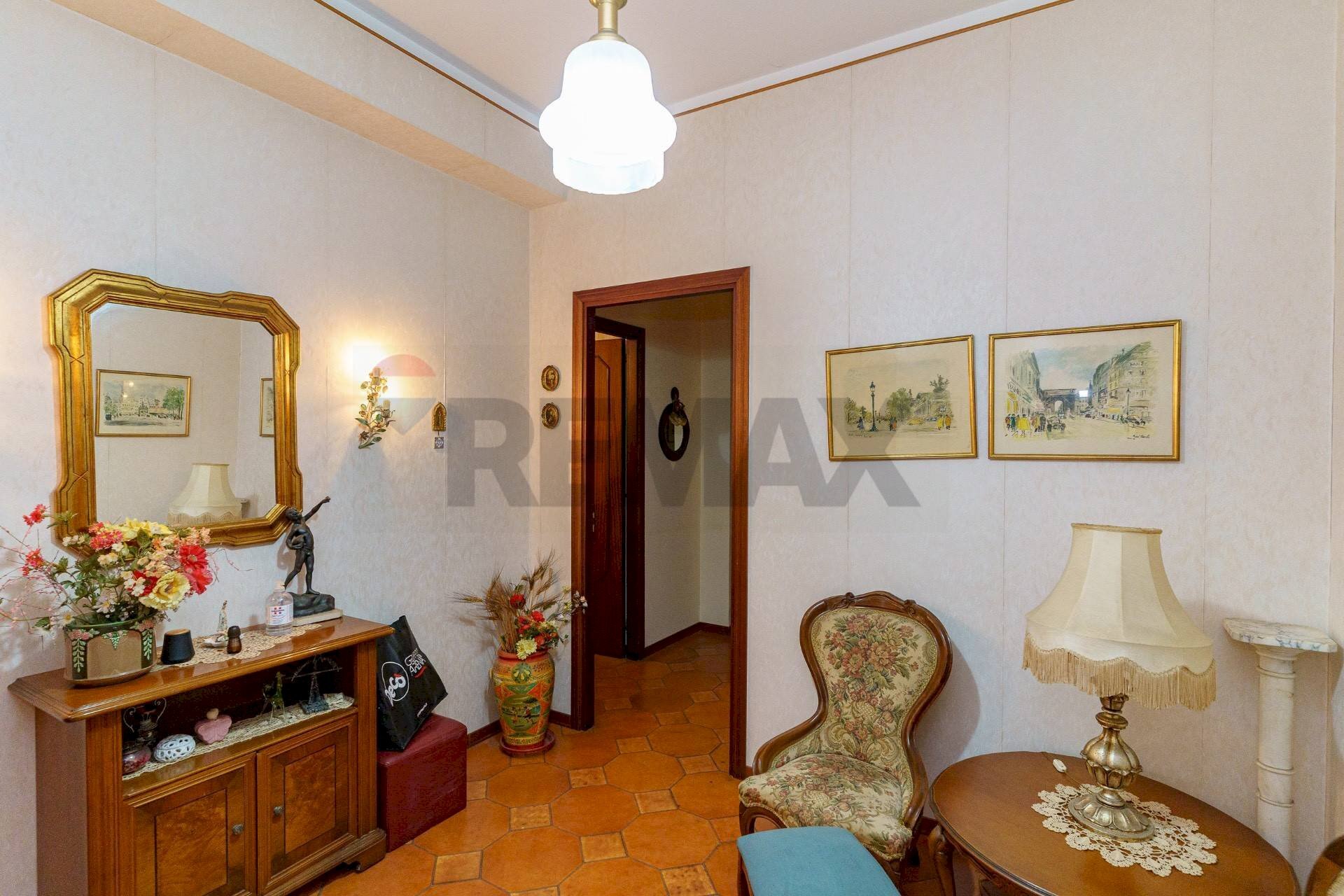 Soggiorno - Quadrilocale via velletri
 
26, Catania - foto 3