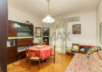 Sala da pranzo - Quadrilocale via velletri
 
26, Catania - foto 4