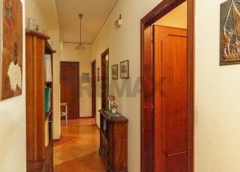 Hall / corridoio - Quadrilocale via velletri
 
26, Catania - foto 17