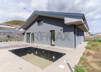 Casa all\'aperto - Villa Via Luciano Pavarotti
 
10, Viagrande - foto 3