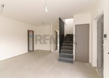 Scale - Villa Via Luciano Pavarotti
 
10, Viagrande - foto 7