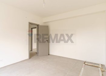 Stanza vuota - Villa Via Luciano Pavarotti
 
10, Viagrande - foto 27