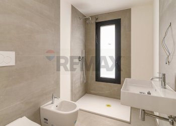 Bagno - Villa Via Luciano Pavarotti
 
10, Viagrande - foto 29
