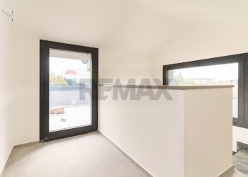 Stanza vuota - Villa Via Luciano Pavarotti
 
10, Viagrande - foto 35