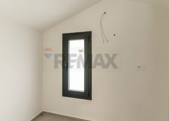 Stanza vuota - Villa Via Luciano Pavarotti
 
10, Viagrande - foto 41