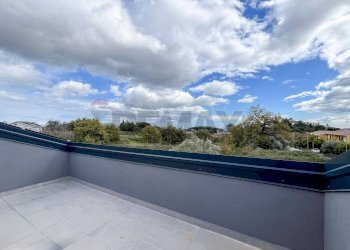 Terrazza - Villa Via Luciano Pavarotti
 
10, Viagrande - foto 47