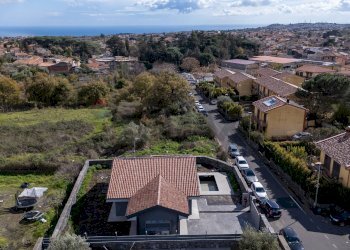 Edificio all\'aperto - Villa Via Luciano Pavarotti
 
10, Viagrande - foto 61