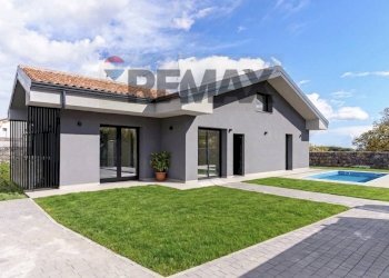 Casa all\'aperto - Villa Via Luciano Pavarotti
 
10, Viagrande - photo 1