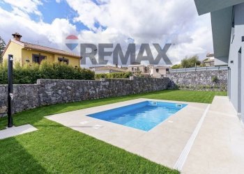 Piscina - Villa Via Luciano Pavarotti
 
10, Viagrande - photo 4