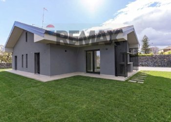 Casa all\'aperto - Villa Via Luciano Pavarotti
 
10, Viagrande - photo 6