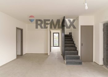 Stanza vuota - Villa Via Luciano Pavarotti
 
10, Viagrande - photo 22