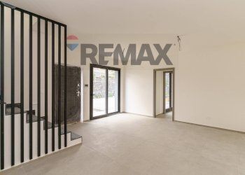 Stanza vuota - Villa Via Luciano Pavarotti
 
10, Viagrande - photo 25