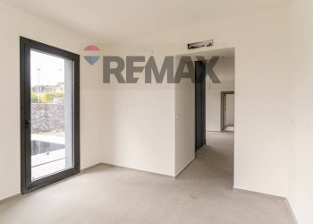 Stanza vuota - Villa Via Luciano Pavarotti
 
10, Viagrande - photo 33