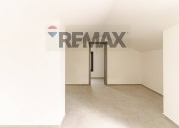 Stanza vuota - Villa Via Luciano Pavarotti
 
10, Viagrande - photo 50