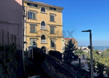 Edificio all\'aperto - Appartamento Strada San Basile
2, Castellammare di Stabia - foto 5