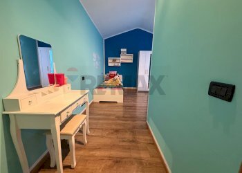 Camera / camera da letto - Trilocale Via Barilari
 
7bis, Magliolo - foto 10