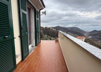 Balcone - Trilocale Via Barilari
 
7bis, Magliolo - foto 23