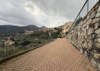 Terrazza - Trilocale Via Barilari
 
7bis, Magliolo - foto 31