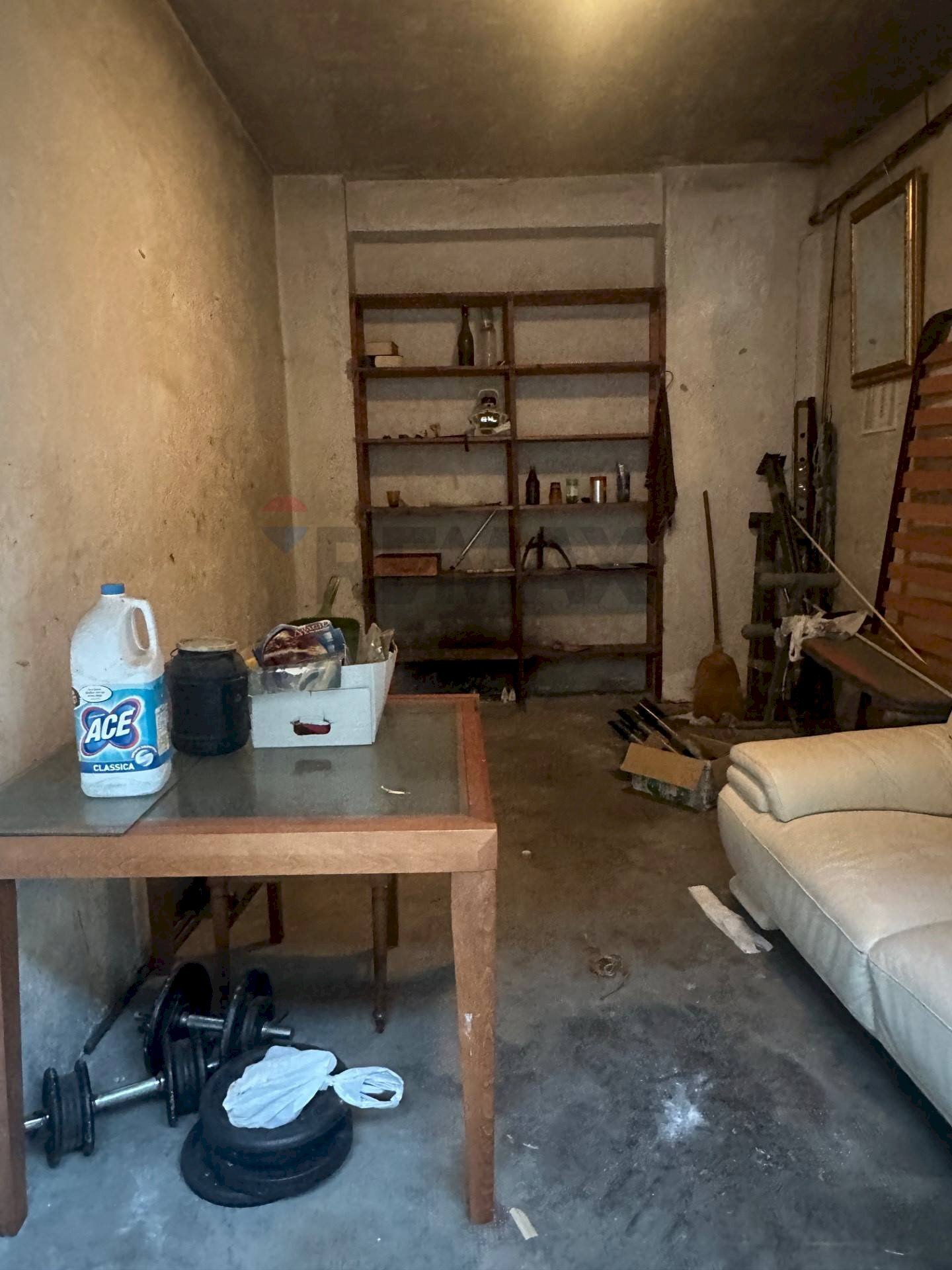 Soggiorno - Box Via Mignone
 
31, Savona - foto 3