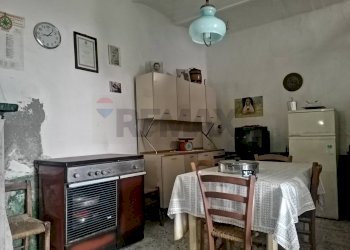 Sala da pranzo - Casa semi indipendente contrada Viano
 
44, Filetto - foto 12
