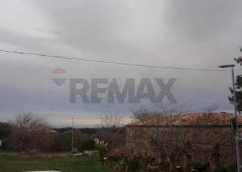 Vista delle montagne - Casa semi indipendente contrada Viano
 
44, Filetto - foto 30