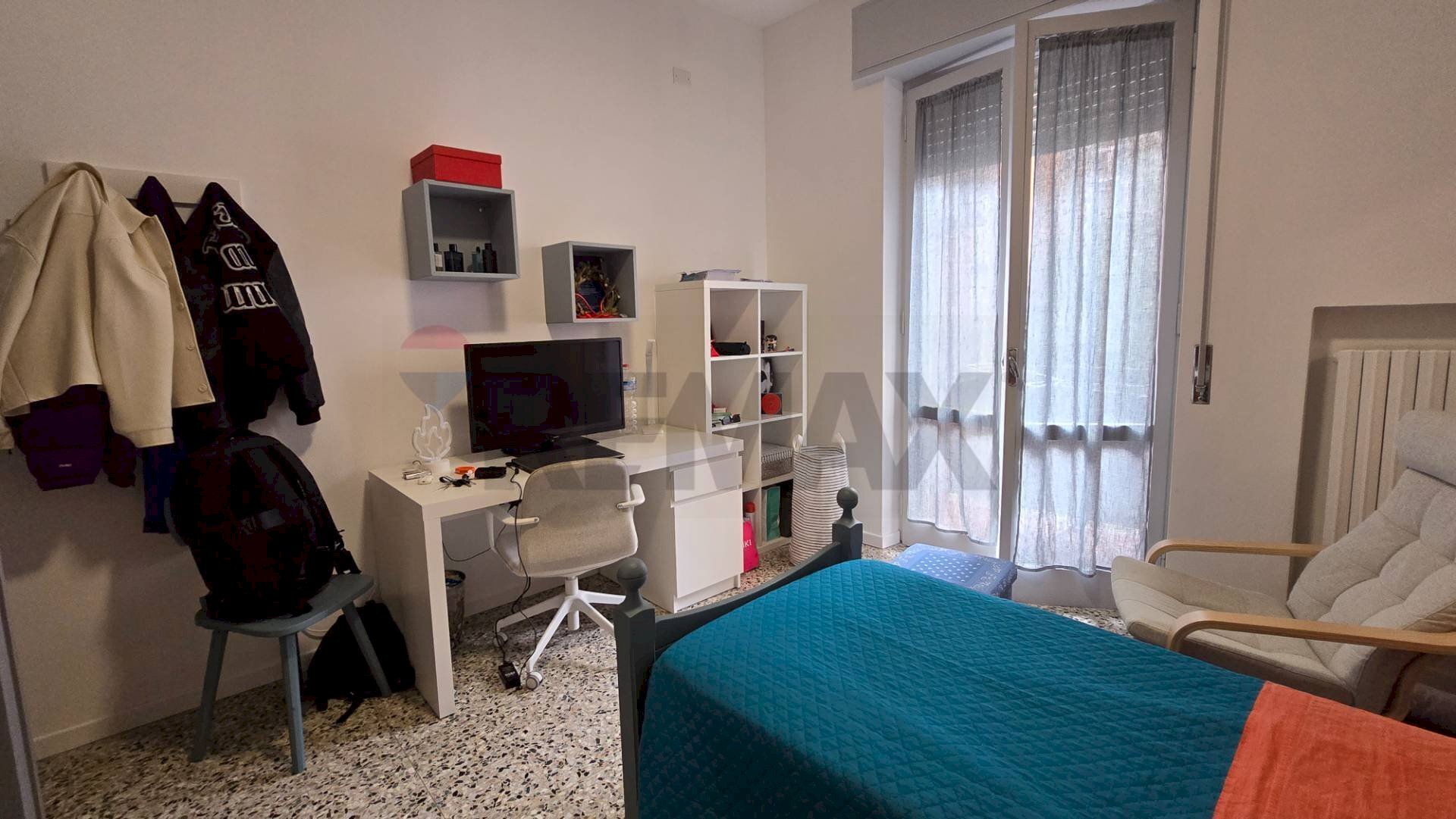 Camera / camera da letto - Terreno non edificabile viale Golgi
 
74, Pavia - foto 2