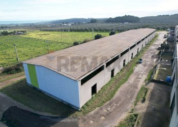 Casa all\'aperto - Locale Commerciale Località Mandrione
 
snc, Vieste - foto 1