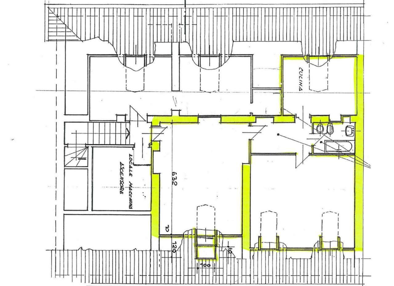 11 - Three-room apartment Via Giannone
 
1, Torino - floor plans 1