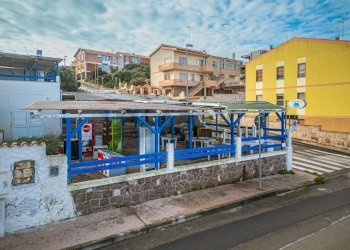 Edificio all\'aperto - Locale Commerciale Via Balai
 
48, Porto Torres - foto 4