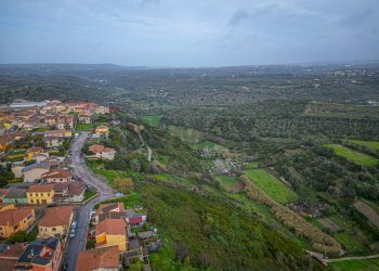 Vista delle montagne - Terreno edificabile Via Don San Deramo
 
snc, Usini - foto 15