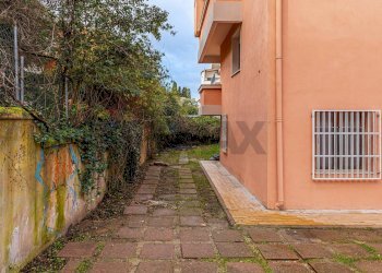 Giardino - Quadrilocale Via Mario Paglietti
 
5, Sassari - foto 59