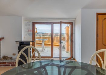 Sala da pranzo - Trilocale Via Fratelli Vivaldi
 
22, Sassari - foto 23