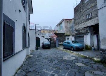 Edificio all\'aperto - Bilocale Via Tenente Angelo Cirillo
 
49, Boscoreale - foto 5