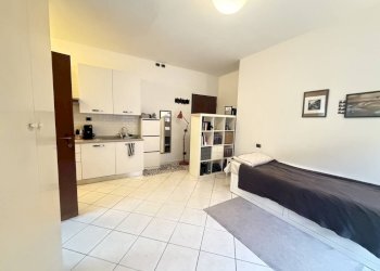 Foto 2 - One-room apartment Via Piero Della Francesca
 
51, Milano - photo 2