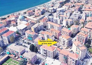 Foto 7 - Box Via San Pietro
 
16, Albisola Superiore - foto 7