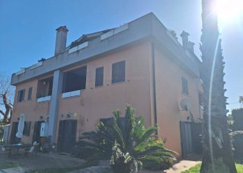 Foto 1 - Quadrilocale Via Cantinella, Roma - foto 1