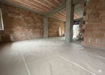 Foto 3 - Magazzino Via Marino Caracciolo, Atripalda - foto 3