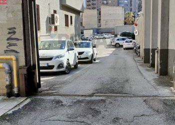 Edificio all\'aperto - Box Via Del Carabiniere
 
46, Palermo - photo 7