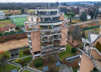 Edificio all\'aperto - Bilocale Via Aosta 9, Gallarate - foto 4