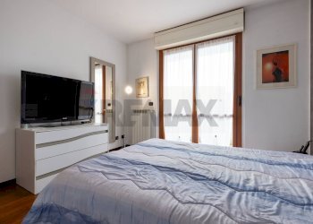 Camera / camera da letto - Bilocale Via Aosta 9, Gallarate - foto 21