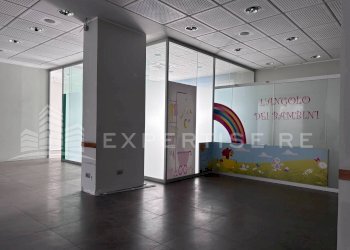 Foto 8 - Locale Commerciale Piazza XX settembre
 
3, Cermenate - foto 8